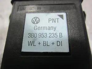 Foto de WARNING VOLKSWAGEN PASSAT BERLINA (3B2) 1.9 TDI (116 CV / 85 KW) referencia 3B0953235B foto 2