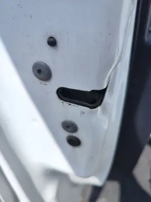 Foto de CERRADURA PUERTA DELANTERA IZQUIERDA CITROEN BERLINGO FURGÓN 1.6 16V HDi FAP (90 CV / 66 KW) referencia 9135EG