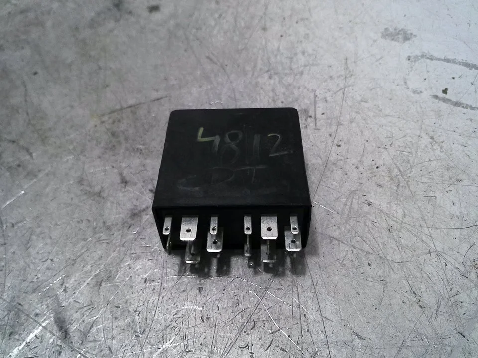 Foto de CENTRALITA LUCES AUDI A3 (8L) 1.9 TDI (101 CV / 74 KW) referencia 4B0919471