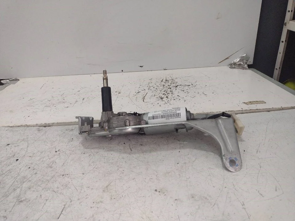 Foto de MOTOR LIMPIA TRASERO RENAULT LAGUNA (B56) 2.2 Turbodiesel (113 CV / 83 KW) referencia 7700423583
