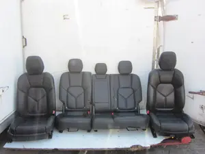 Foto de JUEGO ASIENTOS COMPLETO PORSCHE CAYENNE (TIPO 92A) referencia 918595102