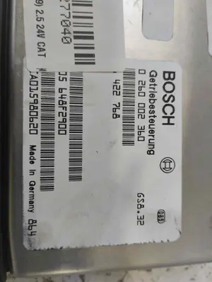 Foto de CENTRALITA MOTOR UCE BMW SERIE 5 BERLINA (E39) 2.5 24V CAT (170 CV / 125 KW) referencia 0260002360 foto 2