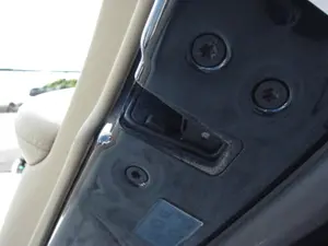 Foto de CERRADURA PUERTA TRASERA DERECHA JAGUAR XF 2.7 V6 Diesel CAT (207 CV / 152 KW)