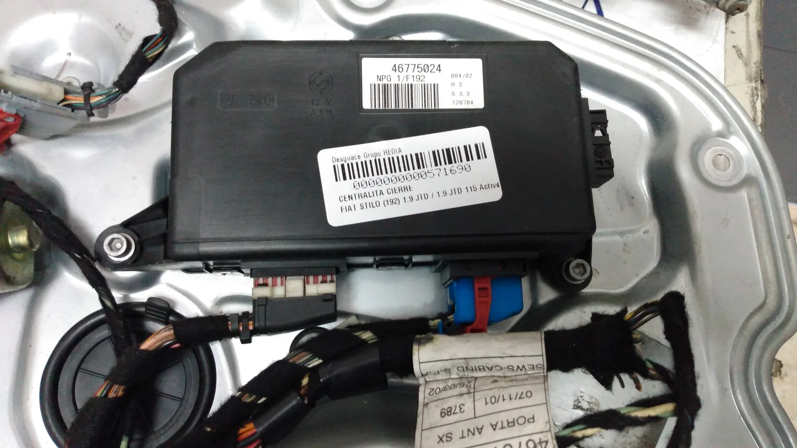 Foto de CENTRALITA CIERRE FIAT STILO (192) 1.9 JTD CAT (116 CV / 85 KW) referencia 46784224