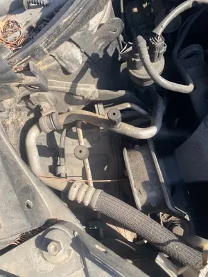 Foto de TUBOS AIRE ACONDICIONADO RENAULT CLIO III 1.2 16V (75 CV / 55 KW)