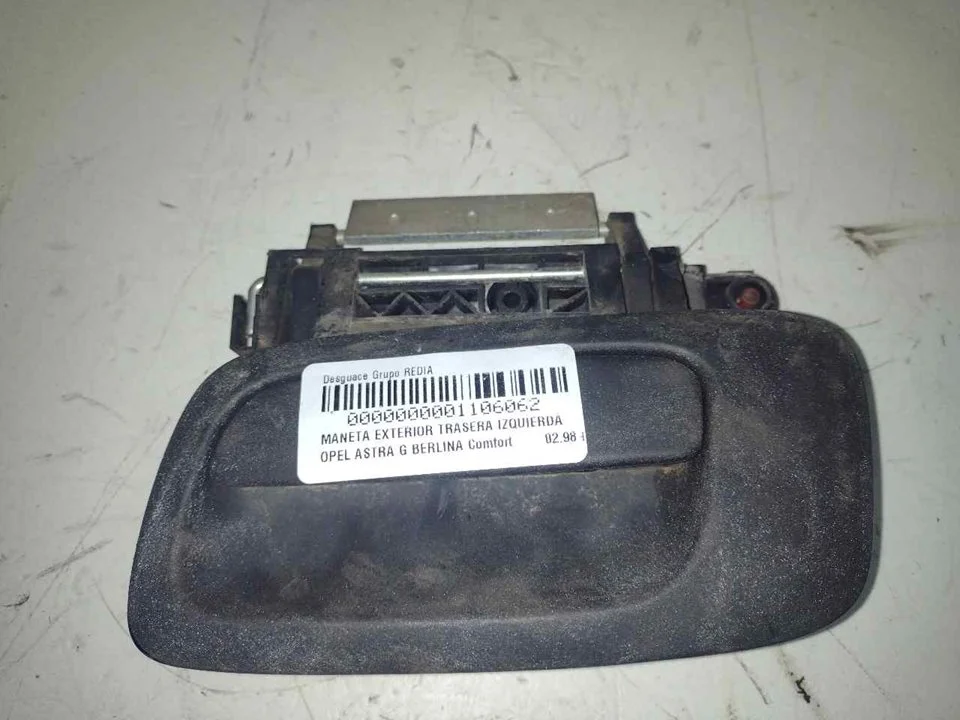Foto de MANETA EXTERIOR TRASERA IZQUIERDA OPEL ASTRA G BERLINA 2.0 16V DI CAT (X 20 DTL / LD3) (82 CV / 60 KW)