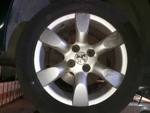 Foto de LLANTA PEUGEOT 307 CC CABRIO-COUPÉ (S2)