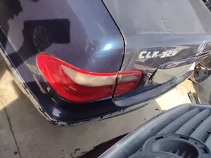 Foto de PARAGOLPES TRASERO MERCEDES-BENZ CLK (BM 208) COUPE 3.2 V6 18V CAT (218 CV / 160 KW)