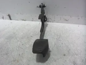 Foto de PEDAL FRENO CITROEN C4 CACTUS 1.2 12V VTi (82 CV / 60 KW) referencia 9653940880 foto 5