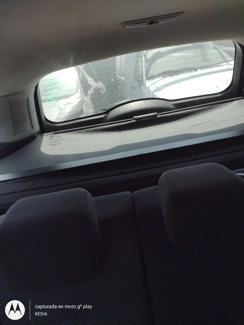 Foto de BANDEJA TRASERA FORD FOCUS SPORTBREAK (CAP) 1.6 16V CAT (101 CV / 74 KW)
