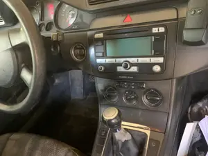 Foto de SISTEMA AUDIO / RADIO CD VOLKSWAGEN PASSAT VARIANT (3C5) 2.0 TDI (140 CV / 103 KW)
