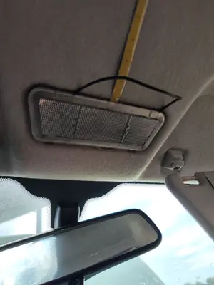 Foto de LUZ INTERIOR OPEL CORSA C 1.2 16V CAT (Z 12 XE / LW4) (75 CV / 55 KW)