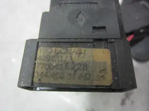 Foto de MANDO LUCES RENAULT MEGANE I FASE 2 BERLINA (BA0) 1.9 dCi Diesel CAT (102 CV / 75 KW) referencia 7700428228 foto 4