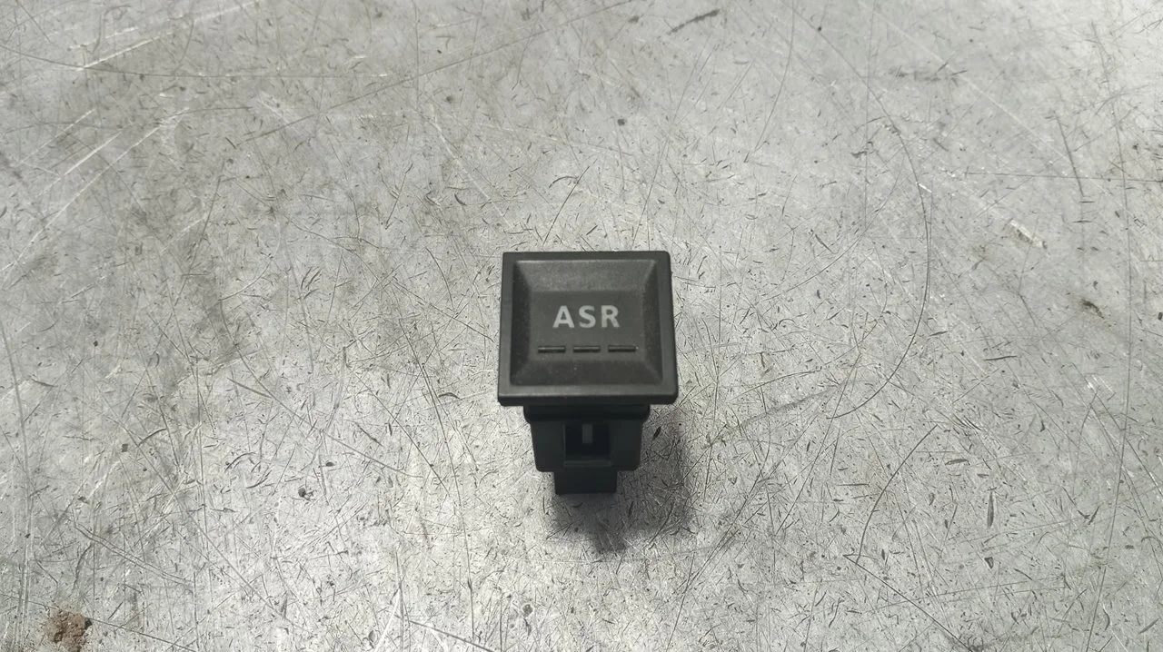 Foto de INTERRUPTOR VOLKSWAGEN T5 TRANSPORTER FURGÓN/COMBI (7H) 1.9 TDI CAT (AXB) (105 CV / 77 KW) referencia 7E0927133