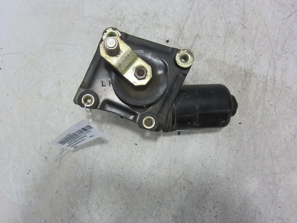 Foto de MOTOR LIMPIA DELANTERO NISSAN MICRA (K11) 1.0 16V CAT (54 CV / 40 KW) referencia 288105F202