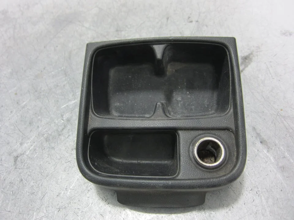 Foto de MOLDURA SUZUKI IGNIS RM (MH) 1.3 DDiS Diesel CAT (69 CV / 51 KW) referencia 7581586G0