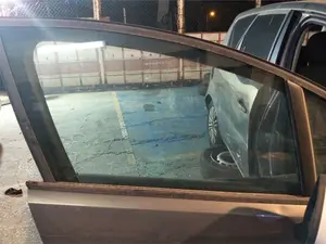 Foto de LUNA DELANTERA DERECHA OPEL MERIVA B
