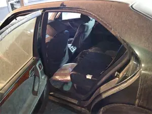 Foto de GOMAS CONTORNO PUERTA MERCEDES-BENZ CLASE E (BM 210) BERLINA