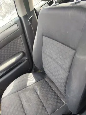 Foto de ASIENTO DELANTERO DERECHO AUDI A6 BERLINA (4B2) 2.5 V6 24V TDI (180 CV / 132 KW) foto 2