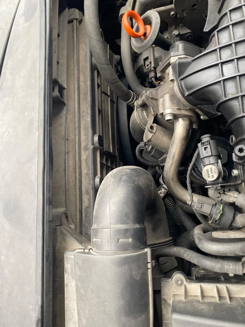 Foto de RADIADOR AGUA VOLKSWAGEN PASSAT BERLINA (3C2) 2.0 TDI (140 CV / 103 KW) referencia 1K0121251AB