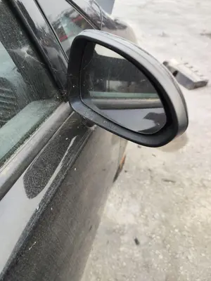 Foto de RETROVISOR DERECHO OPEL CORSA D 1.3 16V CDTI (75 CV / 55 KW)