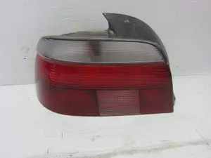 Foto de PILOTO TRASERO IZQUIERDO BMW SERIE 3 COMPACTO (E46) 1.8 16V (116 CV / 85 KW) referencia 14603300
