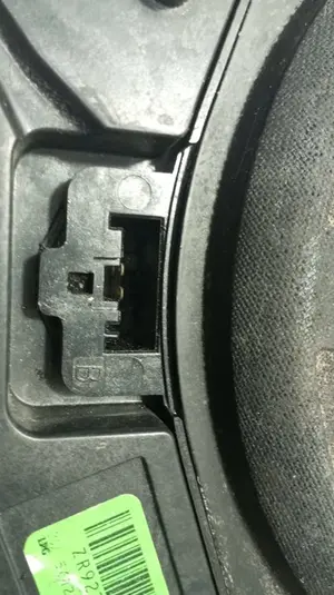 Foto de SUBWOOFER BMW SERIE M6 GRAN COUPE (F06) 4.4 V8 32V (560 CV / 412 KW) referencia ZR923067003 foto 3