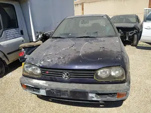 Foto de CAPO VOLKSWAGEN GOLF III (1H1)(11.1991) 2.0  (116 CV / 85 KW) referencia 1H6823031A