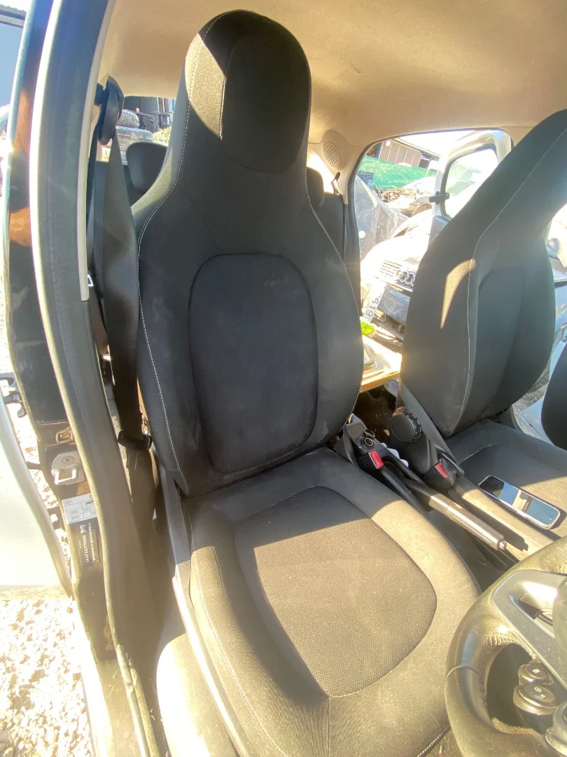 Foto de ASIENTO DELANTERO DERECHO SMART FORFOUR