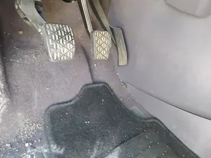 Foto de PEDAL EMBRAGUE MERCEDES-BENZ CLASE A (BM 168) 1.7 CDI Diesel CAT (90 CV / 66 KW)