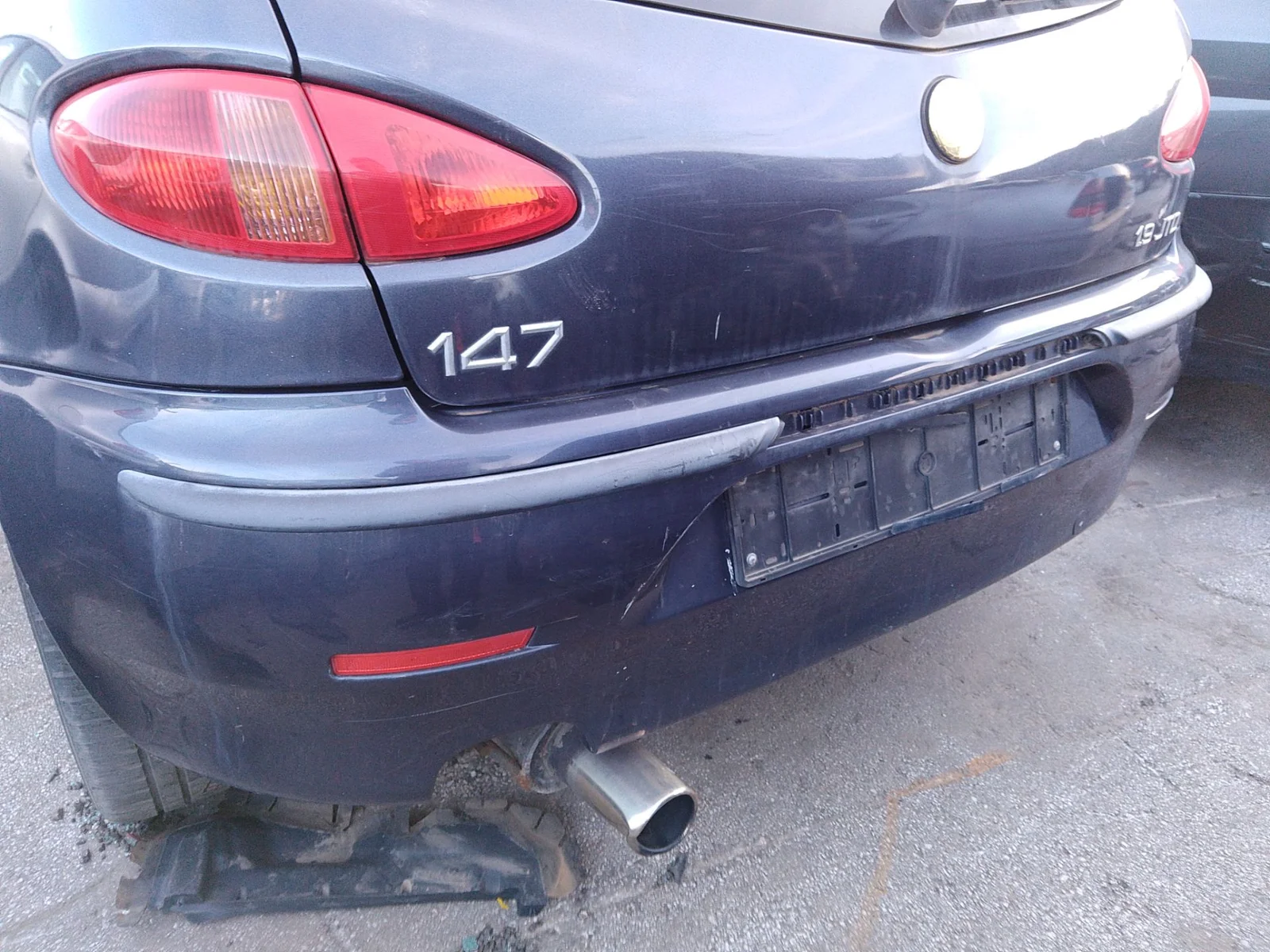 Foto de REFUERZO PARAGOLPES TRASERO ALFA ROMEO 147 (190) 1.9 JTD CAT (110 CV / 81 KW)