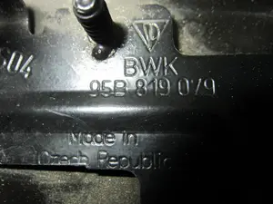 Foto de NO IDENTIFICADO PORSCHE MACAN (95BA) referencia 95B819079 foto 2