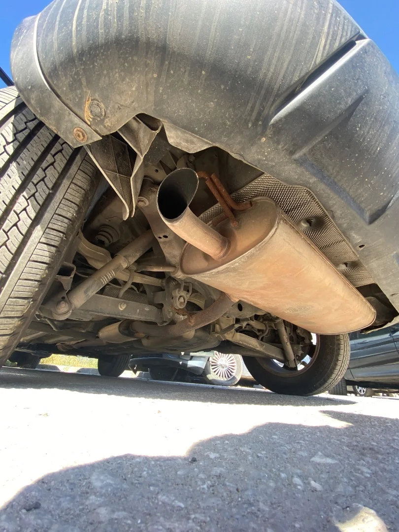Foto de TUBO ESCAPE TRASERO NISSAN QASHQAI (J10) 2.0 16V CAT (141 CV / 104 KW)