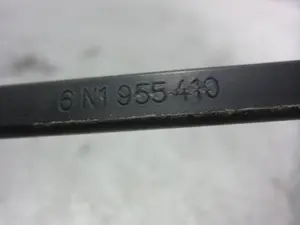Foto de BRAZO LIMPIA DELANTERO DERECHO VOLKSWAGEN POLO IV (9N1) 1.9 SDI (64 CV / 47 KW) referencia 6N1955410 foto 3