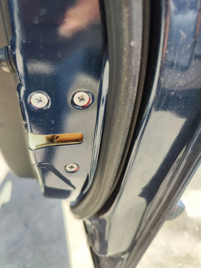 Foto de CERRADURA PUERTA DELANTERA DERECHA HONDA CIVIC AERODECK (MB/MC) 1.6 CAT (D 16 B 2) (116 CV / 85 KW)