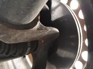 Foto de PINZA DE FRENO DELANTERA DERECHA FORD TRANSIT CONNECT (TC7) 1.8 TDCi CAT (110 CV / 81 KW) referencia 5039027