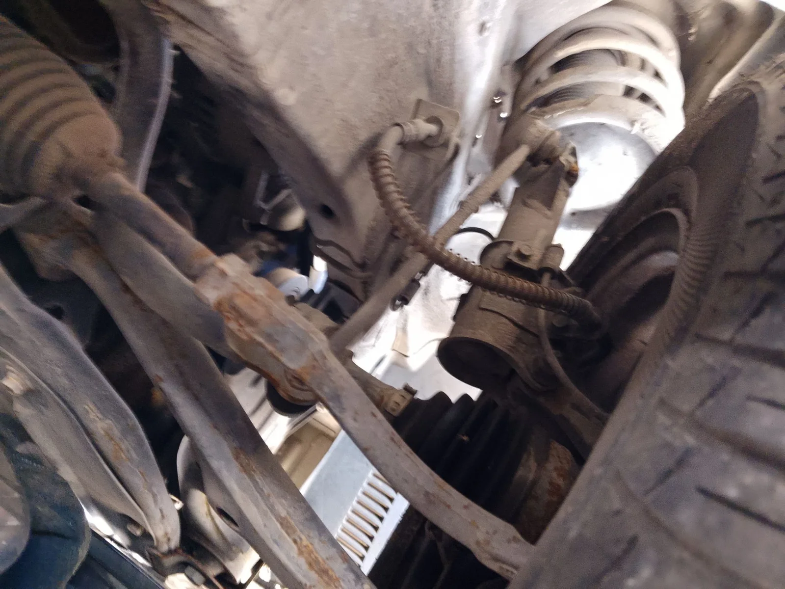 Foto de BIELETA ESTABILIZADORA DELANTERA DERECHA KIA RIO (JB) 1.5 CRDi (110 CV / 81 KW)