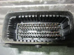 Foto de CENTRALITA MOTOR UCE OPEL CORSA C 1.7 16V DI CAT (Y 17 DTL / LK8) (65 CV / 48 KW) referencia 97240622 foto 3