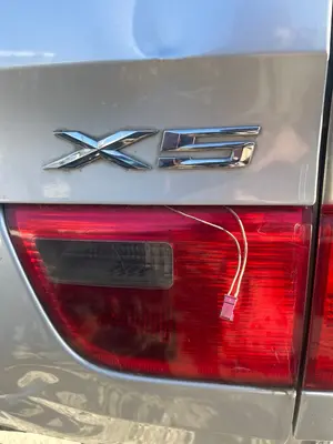 Foto de PILOTO TRASERO DERECHO INTERIOR BMW SERIE X5 (E53) 3.0 Turbodiesel CAT (218 CV / 160 KW)