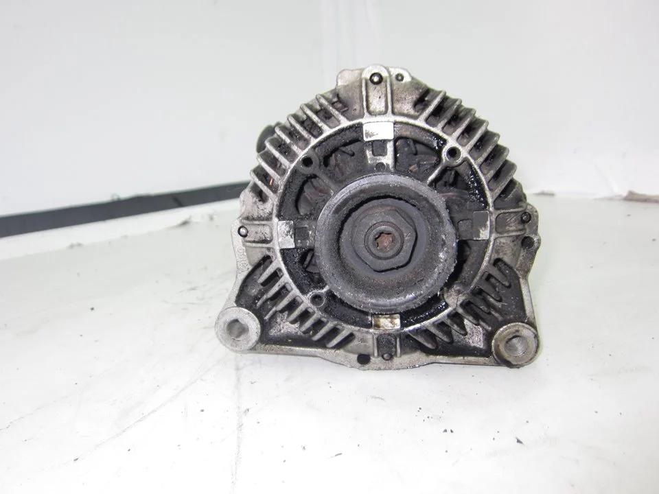 Foto de ALTERNADOR PEUGEOT 206 referencia 9638275680