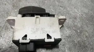 Foto de WARNING FORD FOCUS BERLINA (CAK) 1.8 TDCi CAT (101 CV / 74 KW) referencia 2M5T13A350AA foto 3