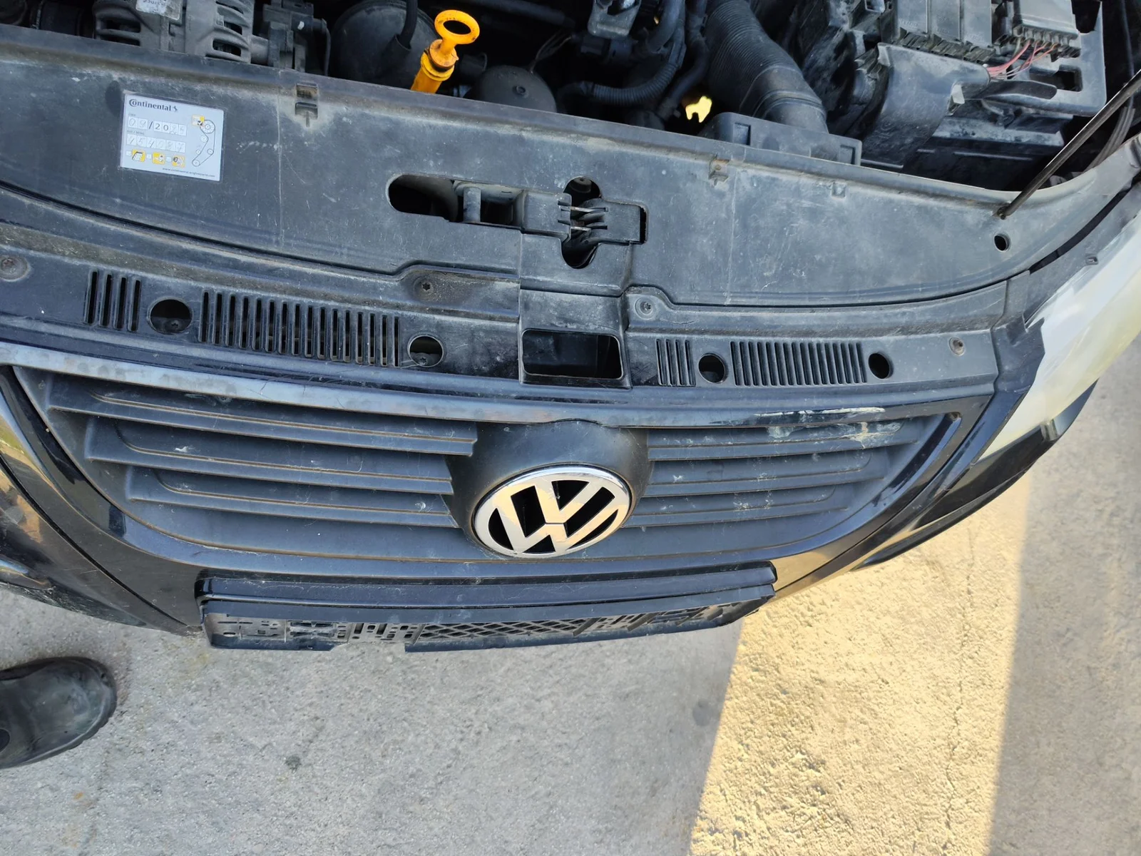 Foto de REFUERZO PARAGOLPES DELANTERO VOLKSWAGEN POLO IV (9N3) 1.9 TDI (101 CV / 74 KW)