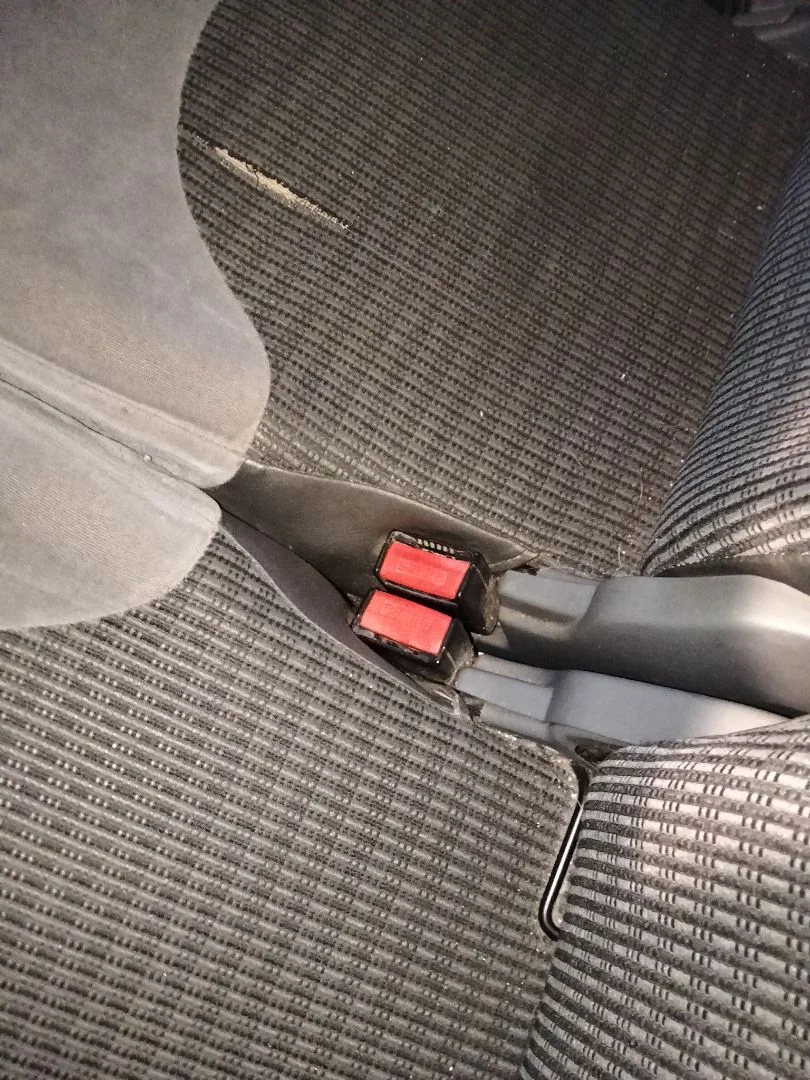 Foto de ENGANCHE CINTURON TRASERO IZQUIERDO CITROEN XSARA PICASSO