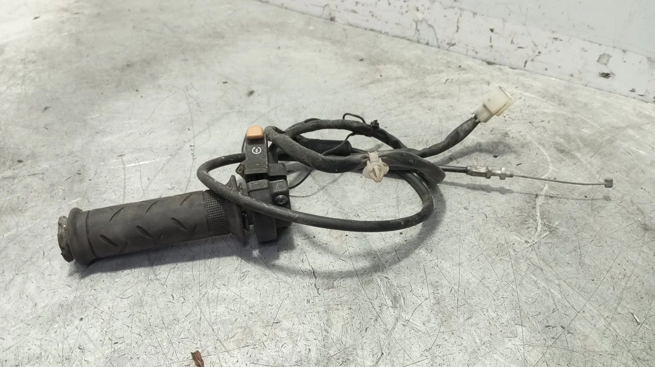 Foto de PIÑA ENCENDIDO HONDA CBR 125R 125 cm3 - 10 kW G-CAT (14 CV / 10 KW)
