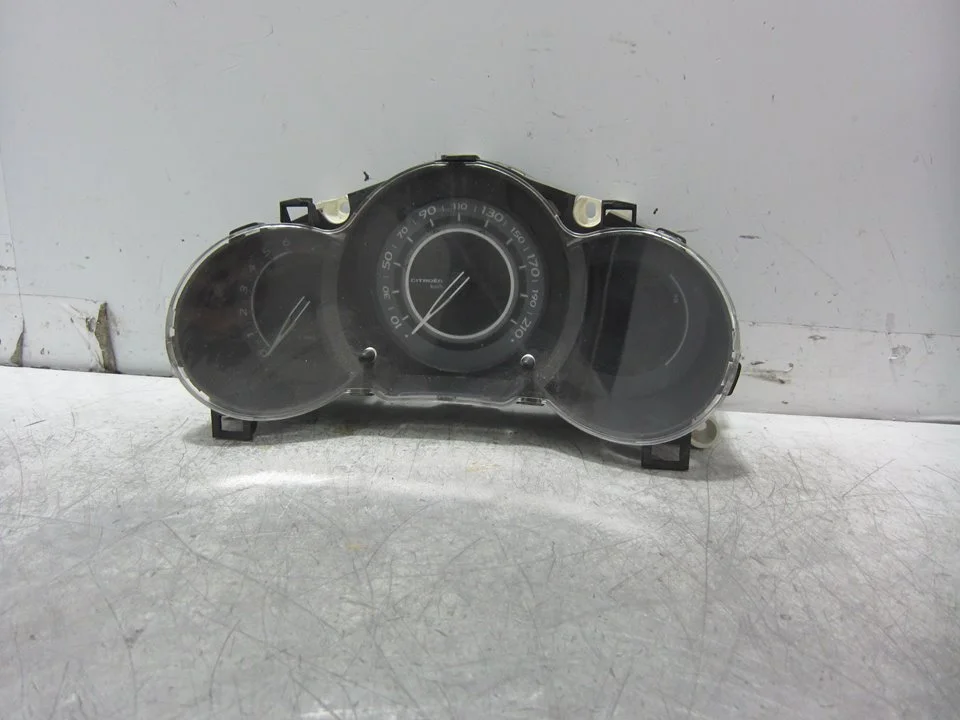 Foto de CUADRO INSTRUMENTOS CITROEN C3 1.4 (73 CV / 54 KW) referencia 96665881XT