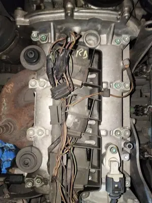 Foto de BOBINA ENCENDIDO VOLKSWAGEN POLO IV (9N1)