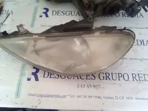 Foto de FARO IZQUIERDO PEUGEOT 206 SW referencia 9640559580
