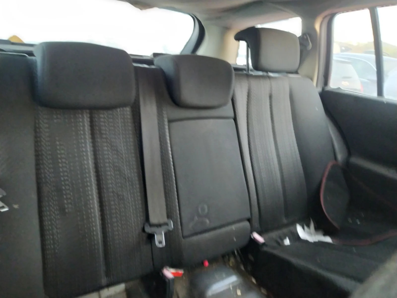 Foto de CINTURON SEGURIDAD TRASERO DERECHO RENAULT MEGANE II GRANDTOUR 1.9 dCi Diesel FAP (131 CV / 96 KW)