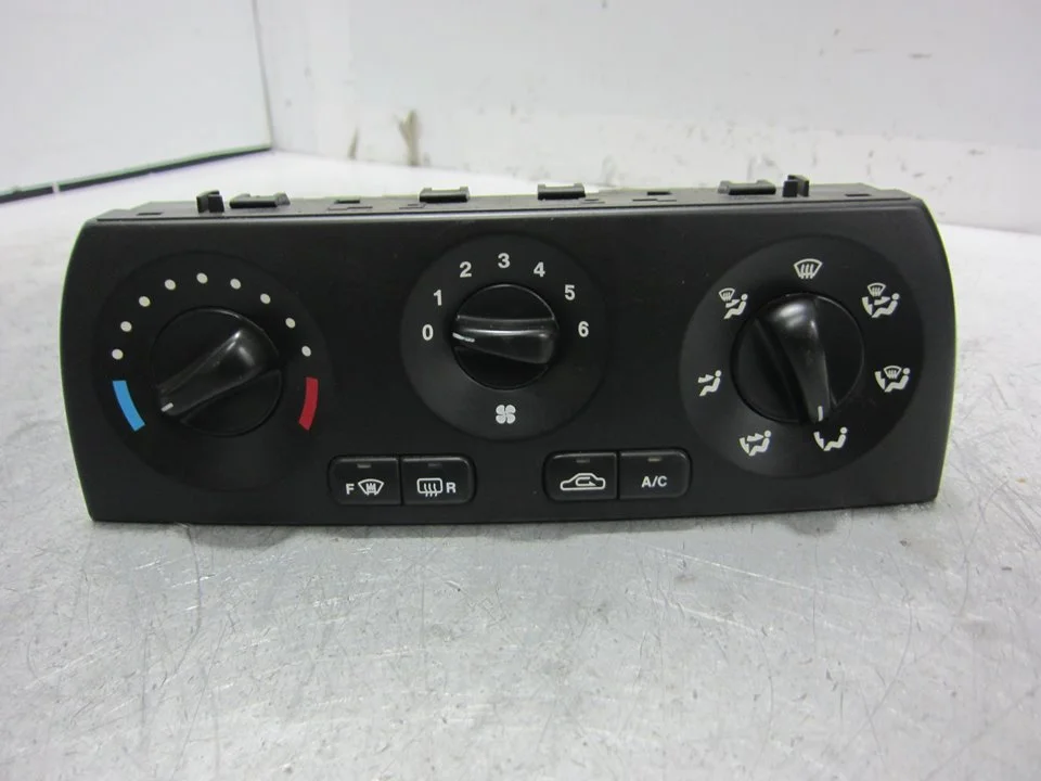 Foto de MANDO CALEFACCION / AIRE ACONDICIONADO JAGUAR X-TYPE 3.0 V6 24V CAT (230 CV / 169 KW) referencia 1X4H19980AE