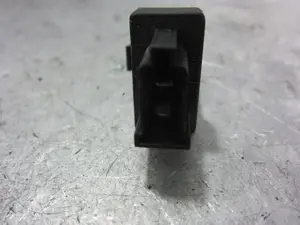 Foto de INTERRUPTOR MERCEDES-BENZ VIANO (639) 2.1 CDI CAT (150 CV / 110 KW) referencia A0065451014 foto 2